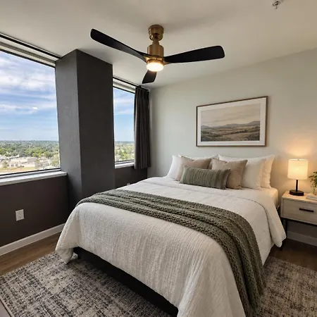 Luxury High-Rise With Panoramic City Views